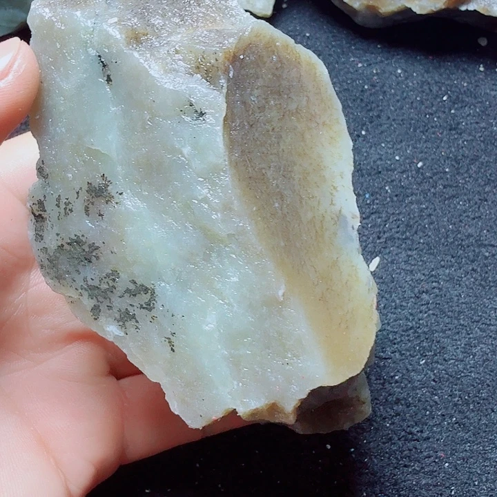 和田玉（糖玉）未镶嵌珠宝半成品