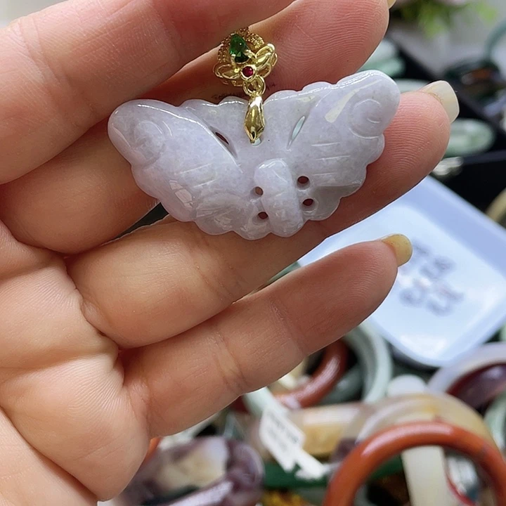 翡翠未镶嵌手镯吊坠