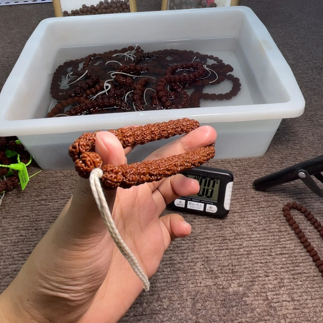 吊坠金刚菩提奥迪