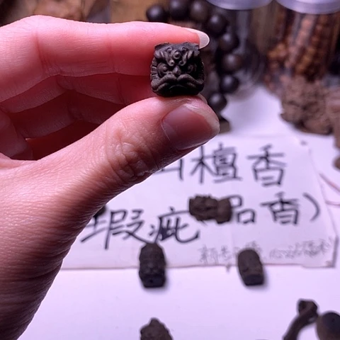 檀香木吊坠檀香阴沉醒狮
