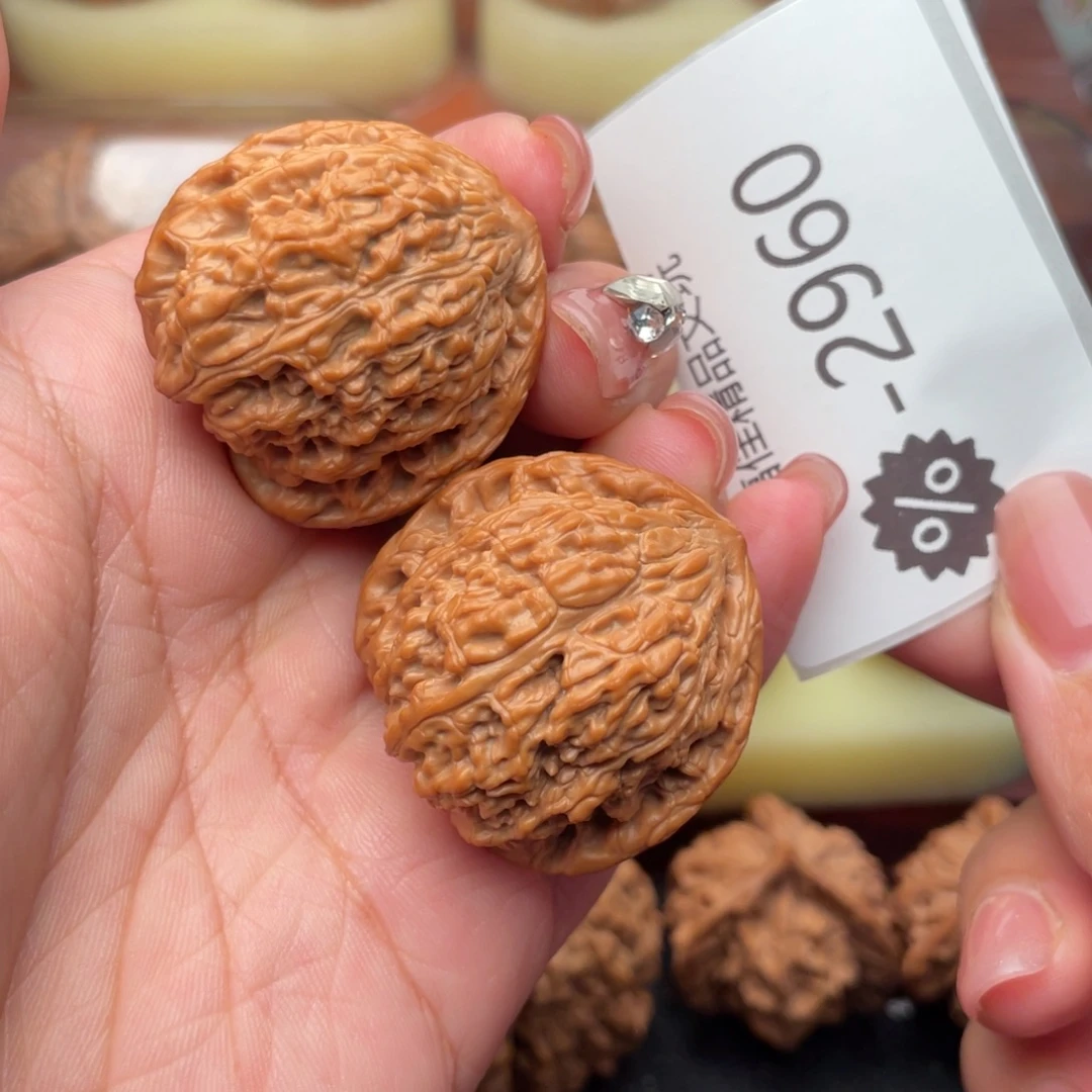 把件文玩核桃35头货红宝石