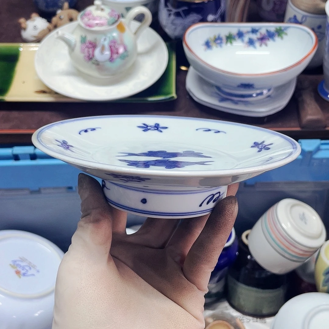 789767887689976898777