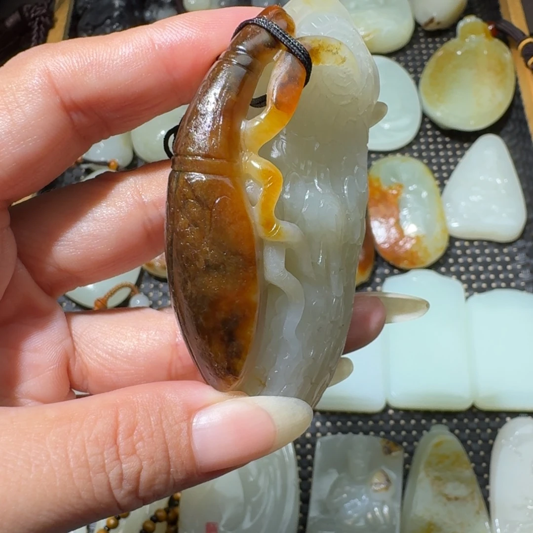和田玉未镶嵌吊坠(不含链)