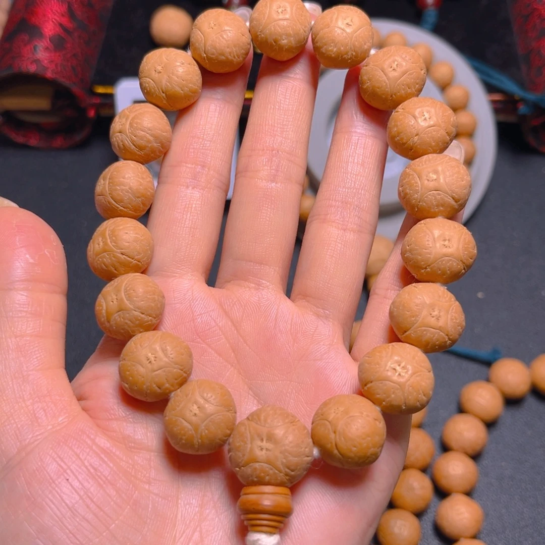 吊坠凤眼菩提15+mm-16mm2025精品玉华皮麒麟手串
