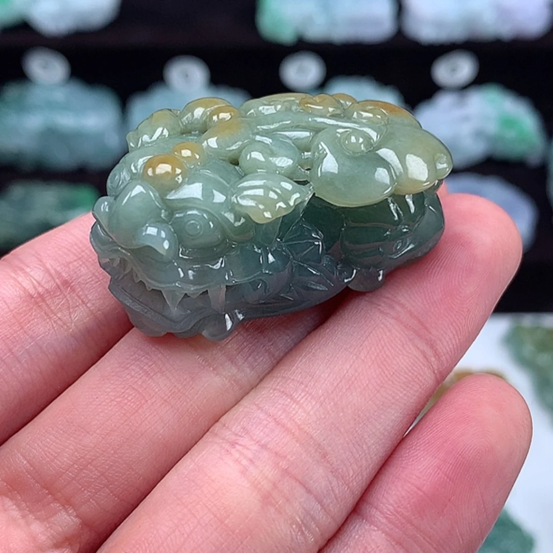 【闪购商品】翡翠颈饰未镶嵌貔貅