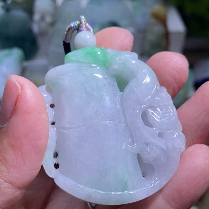 【闪购商品】颈饰未镶嵌翡翠节