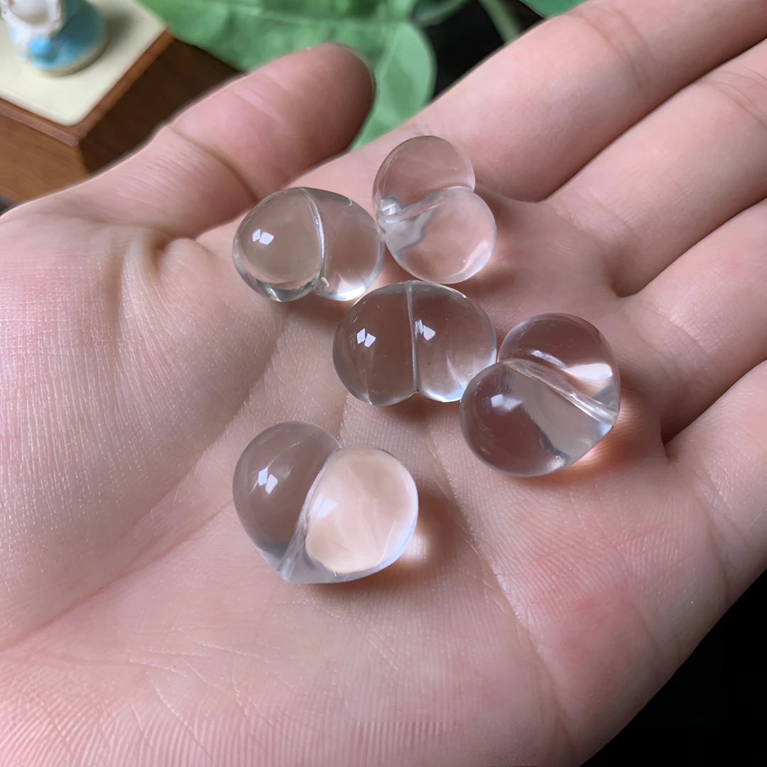 天然白水晶爱心屁桃散珠配件尺寸约16-17mm(多样性发其一）