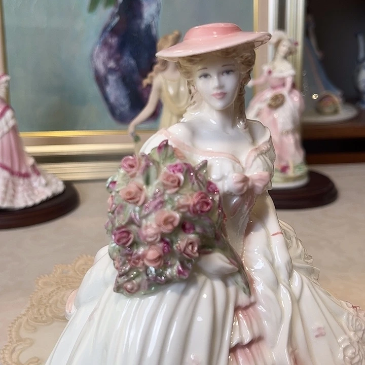 杯欧洲中古瓷器摆件