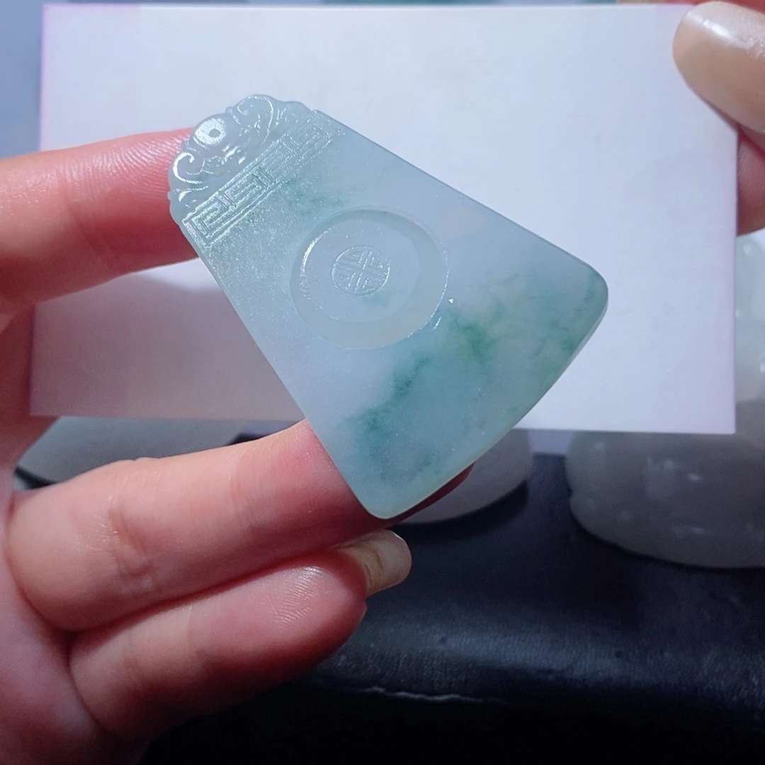 未镶嵌定制翡翠翡翠