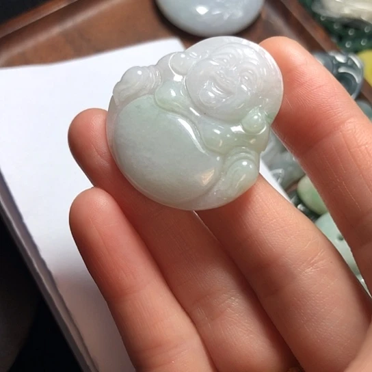 翡翠未镶嵌颈饰缅甸天然翡翠，每天下午1点半开播