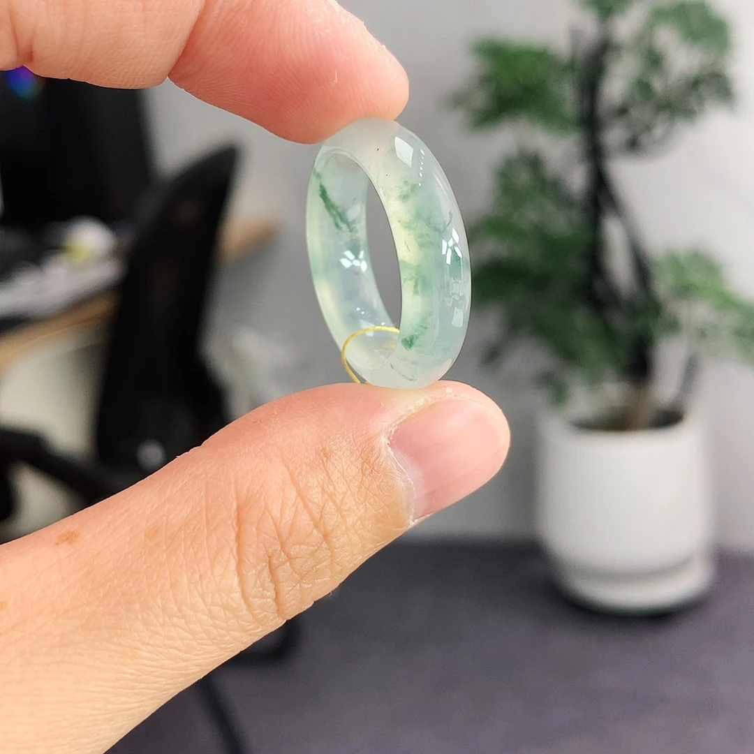 翡翠未镶嵌戒指16号