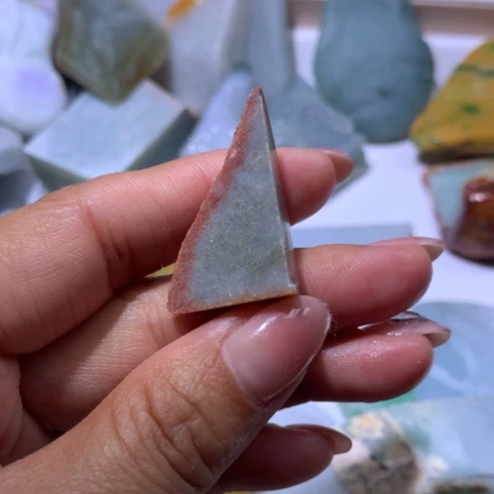 翡翠裸石翡翠边角料