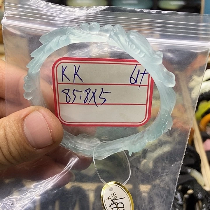K***k蛇纹石玉合金手镯