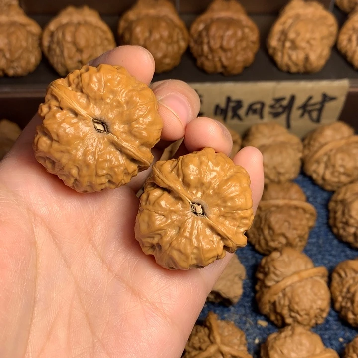 桃核吊坠༺****༻蛤蟆核桃