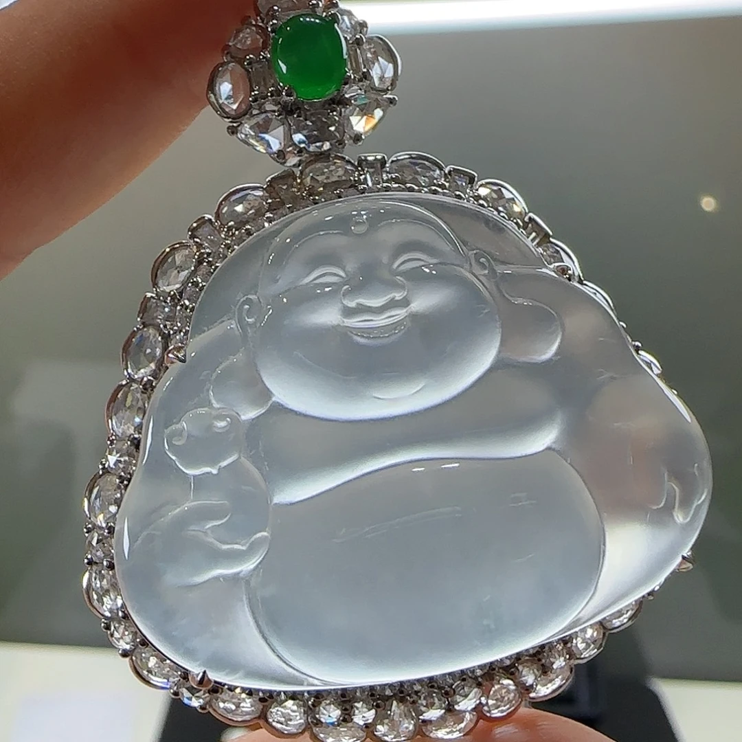 翡翠18K金镶嵌颈饰天然翡翠