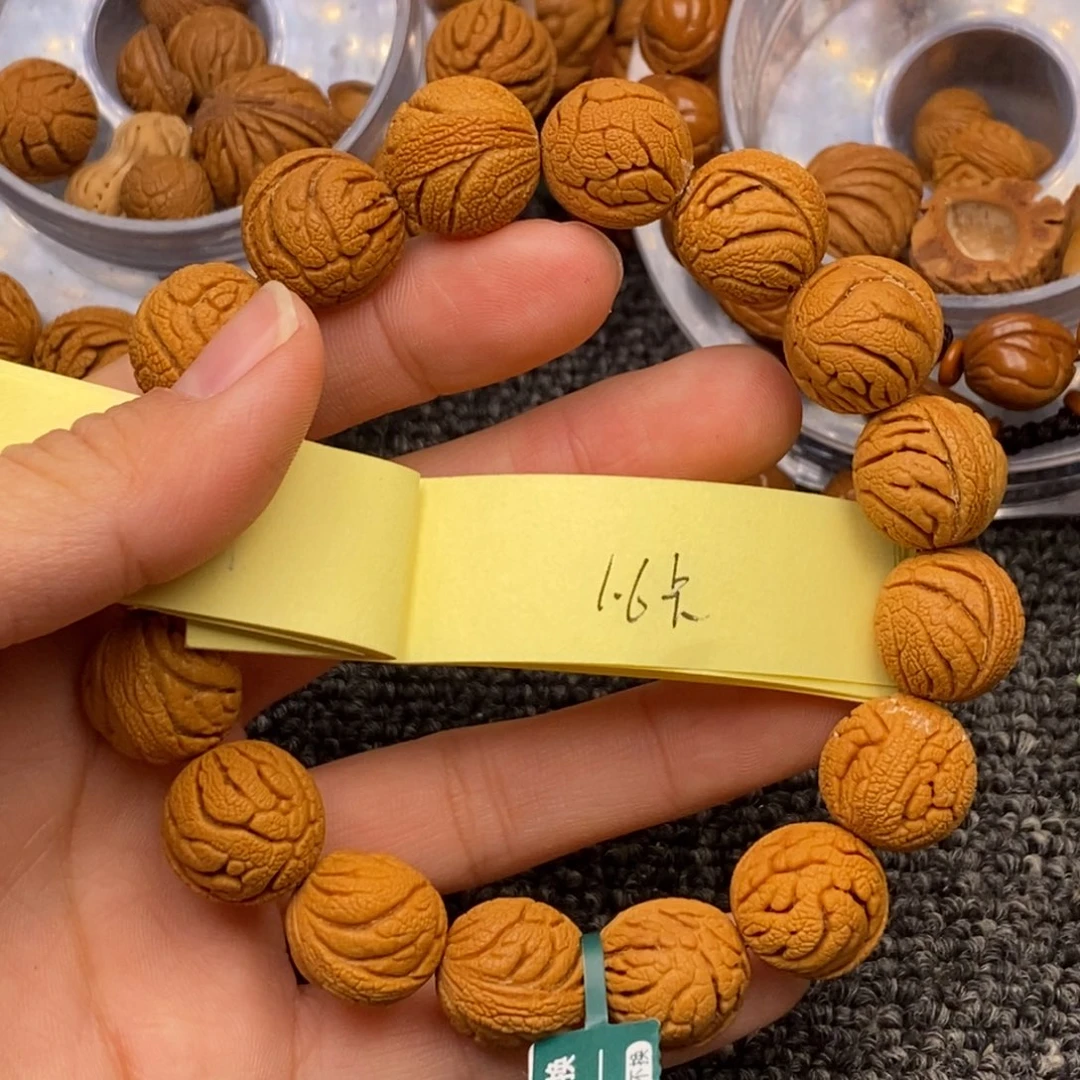 秦岭山脉龙纹桃核 15