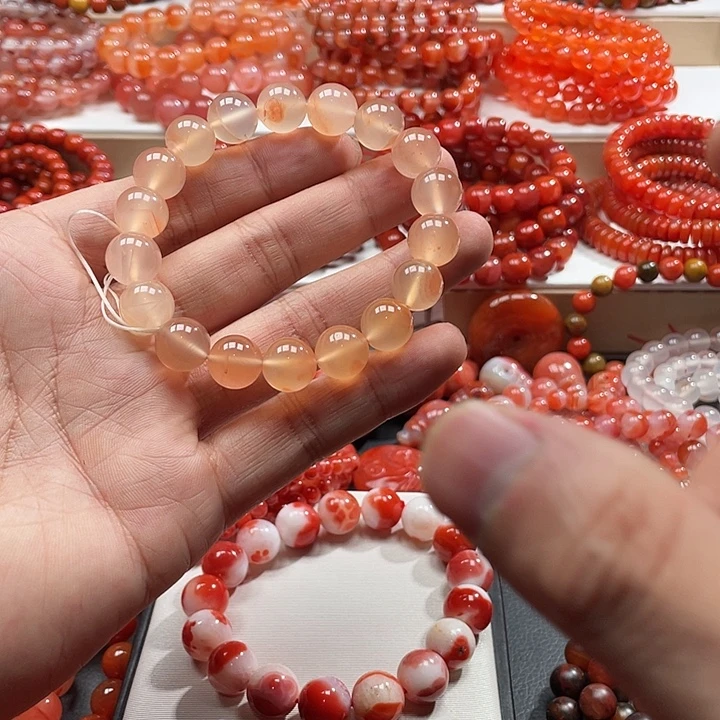 南红玛瑙未镶嵌手链