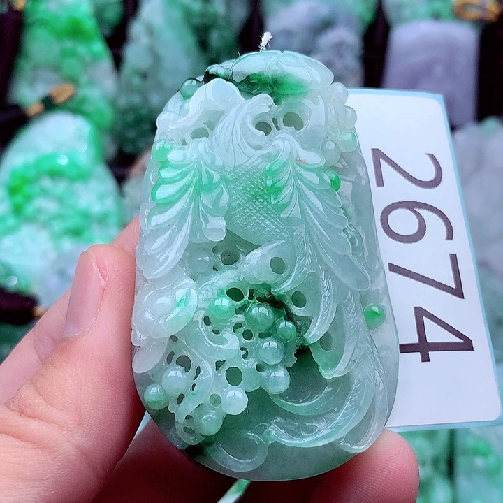 翡翠未镶嵌吊坠(不含链)