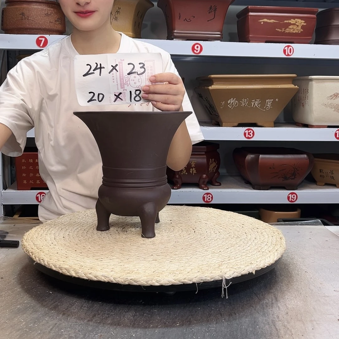 紫砂花盆紫砂花盆