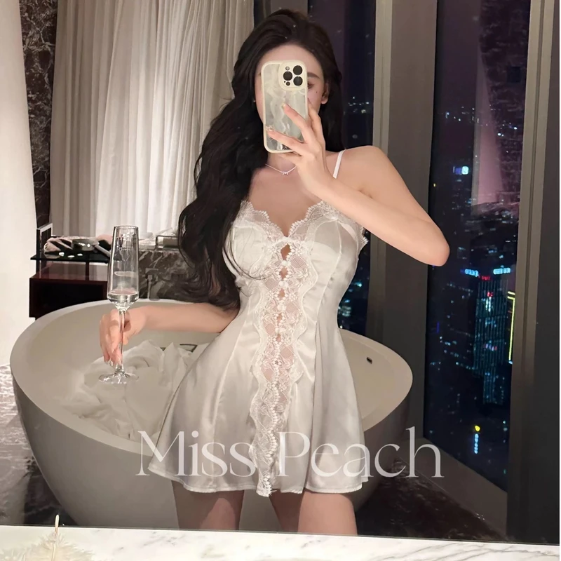 【纯欲少女】*蕾丝拼接重工丝质吊带睡衣