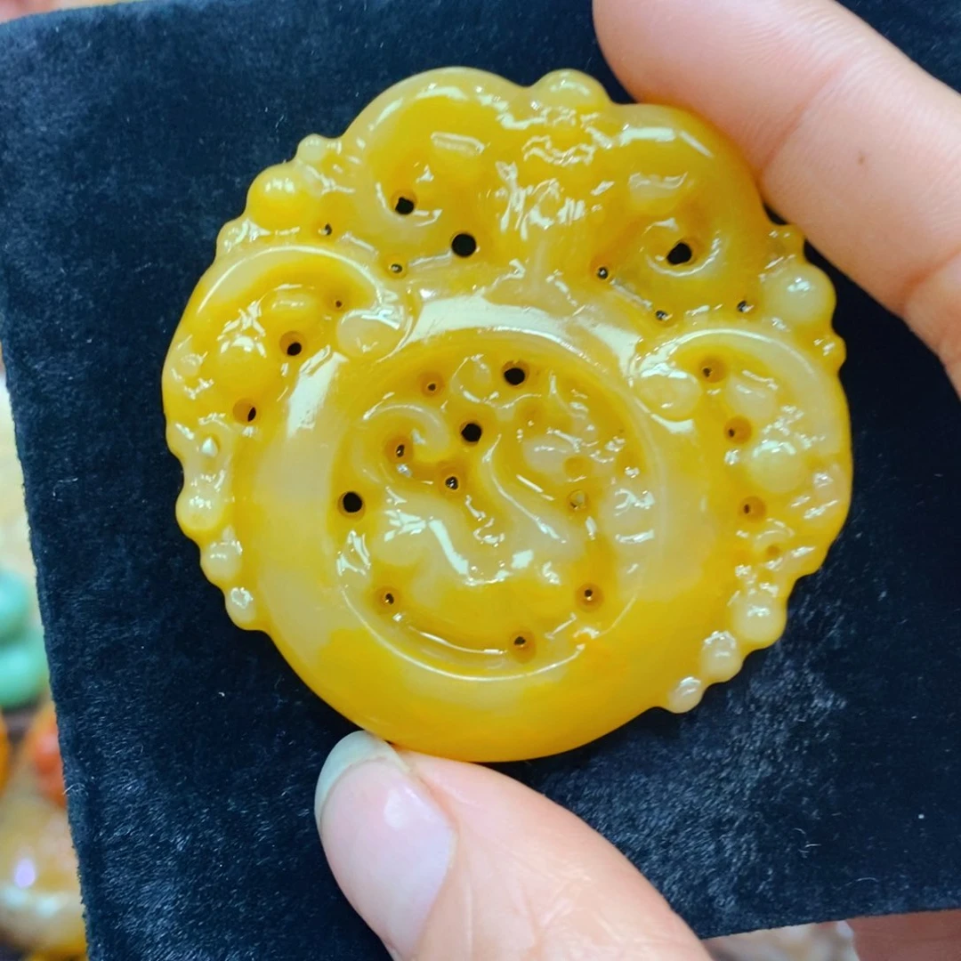 未镶嵌石英质玉（黄龙玉）吊坠(不含链)