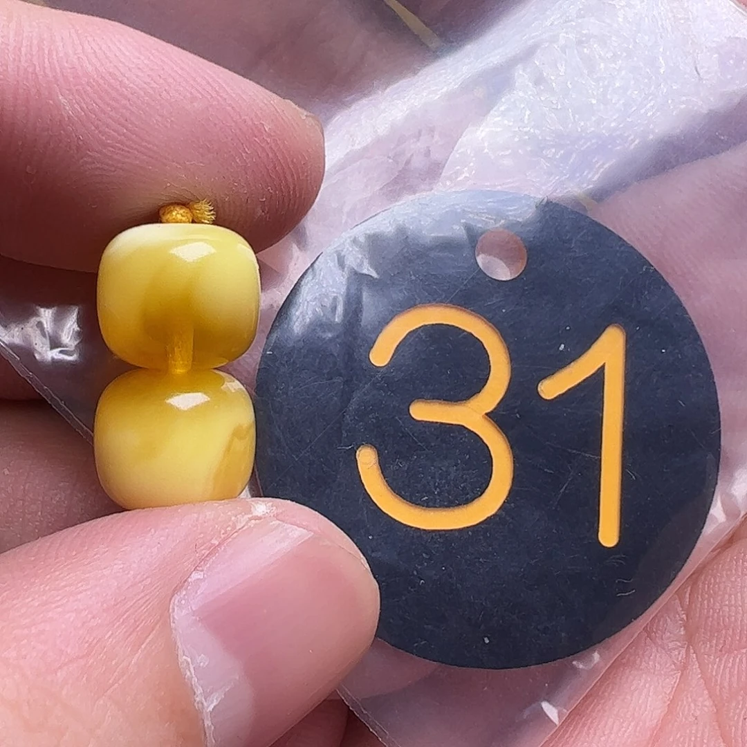 蜜蜡未镶嵌珠宝奇石10.5mm