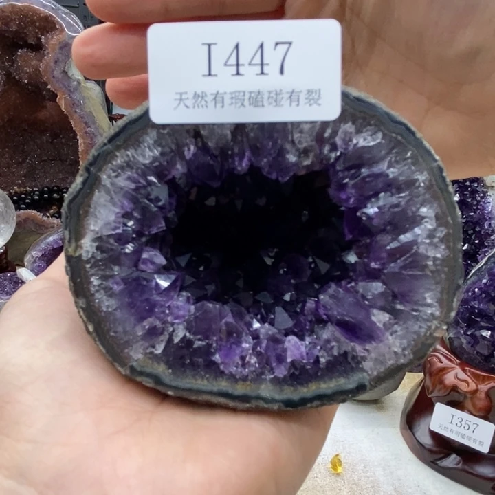 紫晶大型摆件（非配饰）未镶嵌