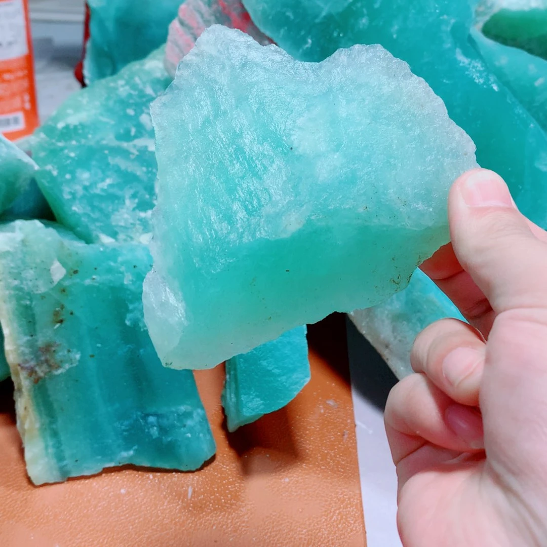 未镶嵌蛇纹石玉原石