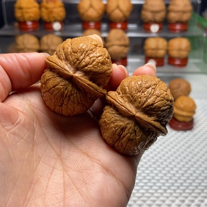 把件文玩核桃34蟒纹元宝