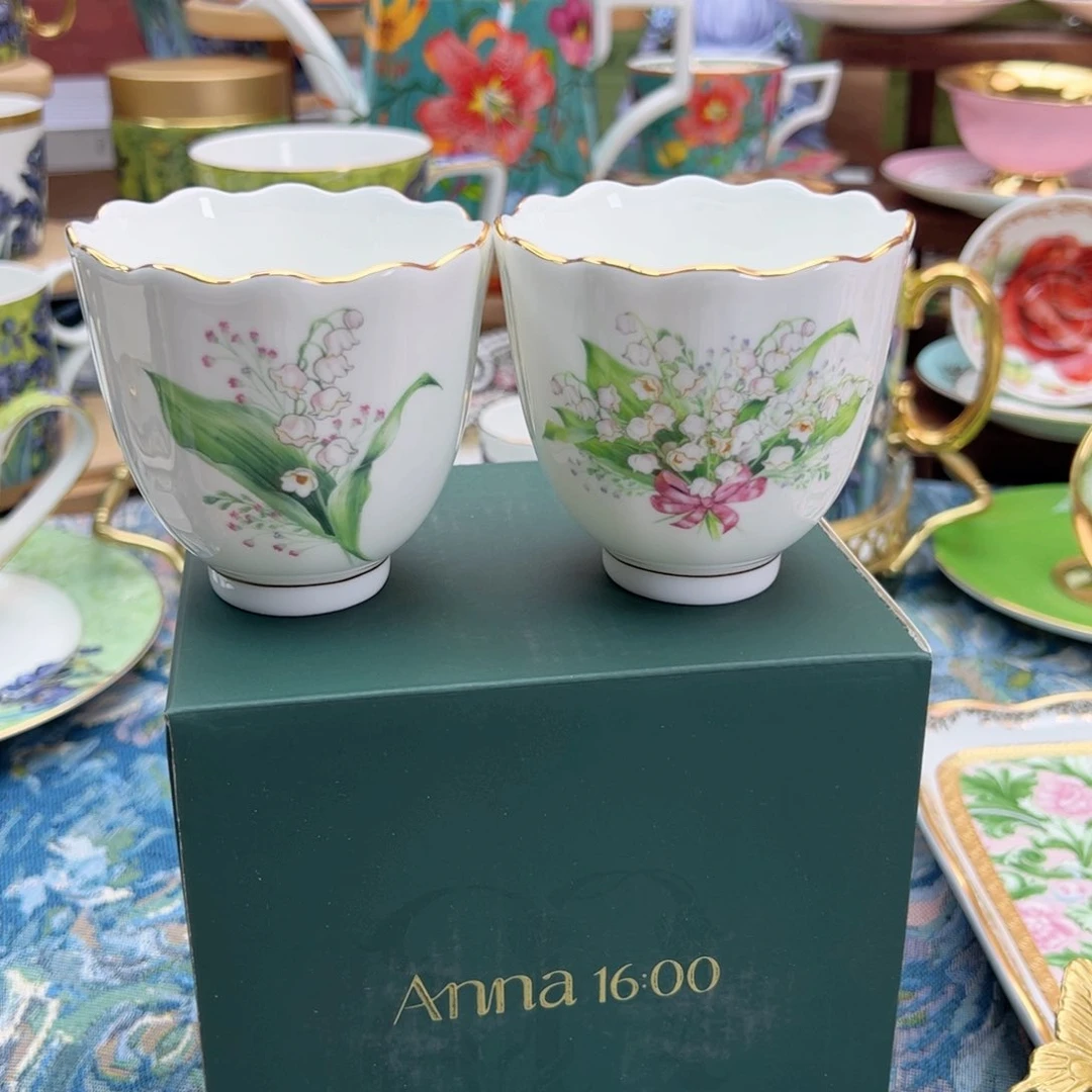 安娜手握杯礼盒装