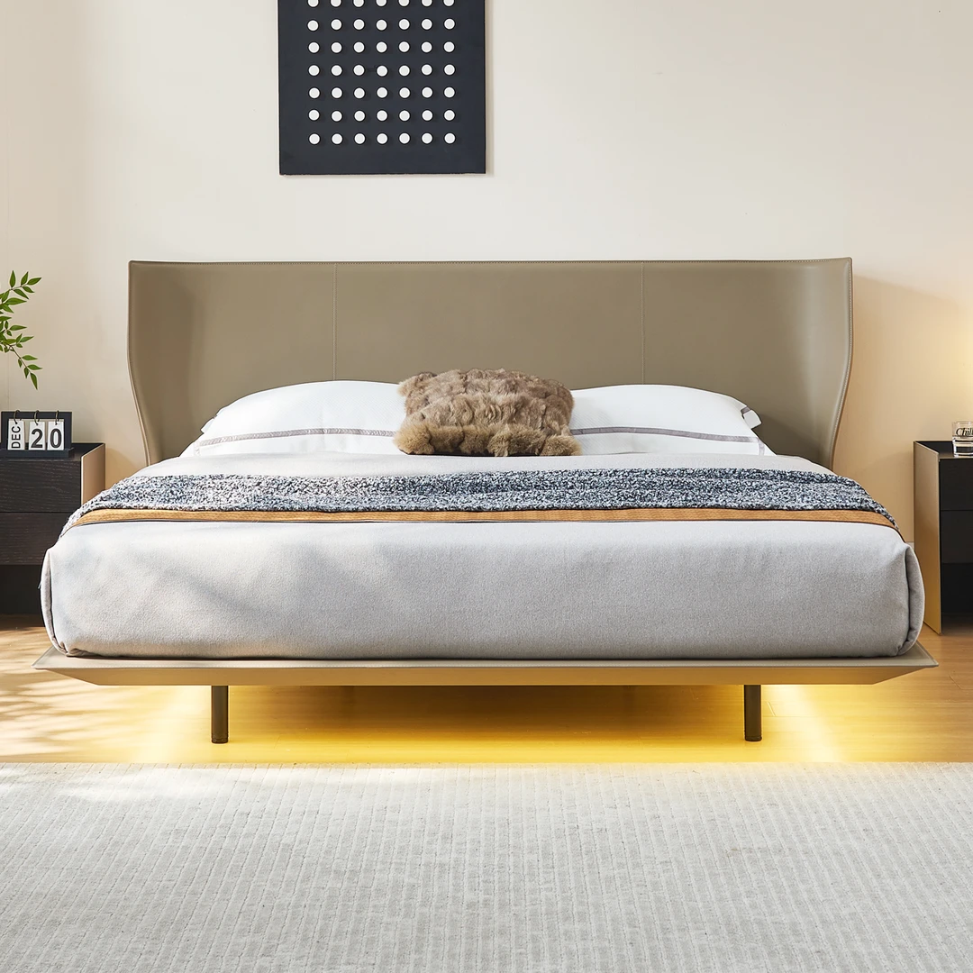 法斯登堡意式极简轻奢爱丽丝钢板马鞍皮床1.8米简约主卧悬浮大床