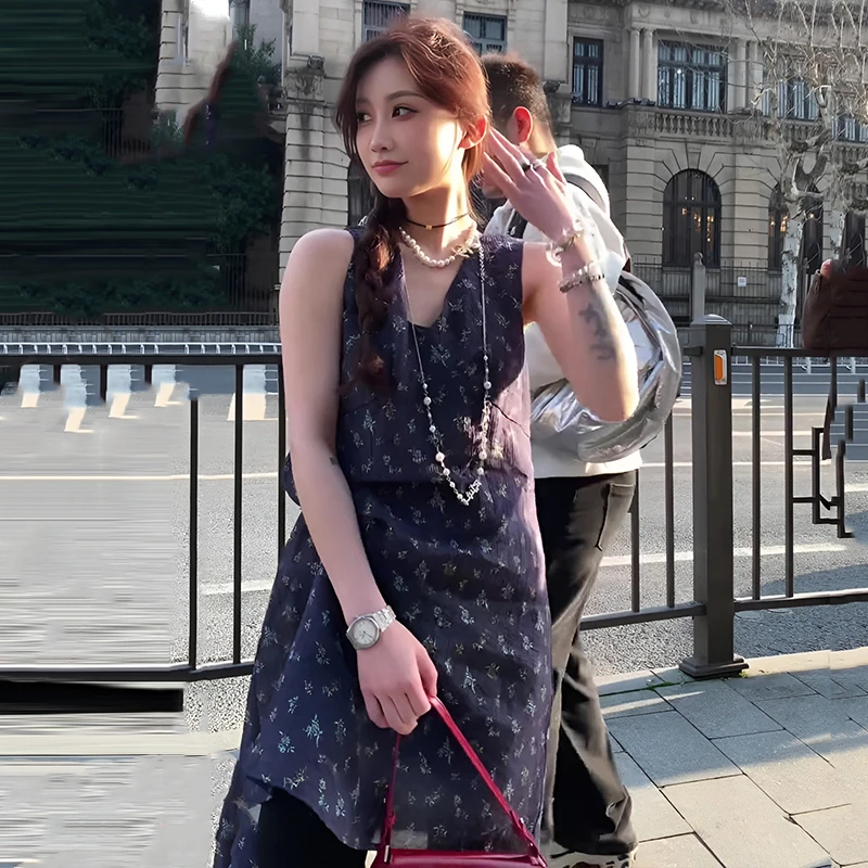 复古气质碎花吊带无袖连衣裙女2025夏季新款洋气宽松休闲背心短裙