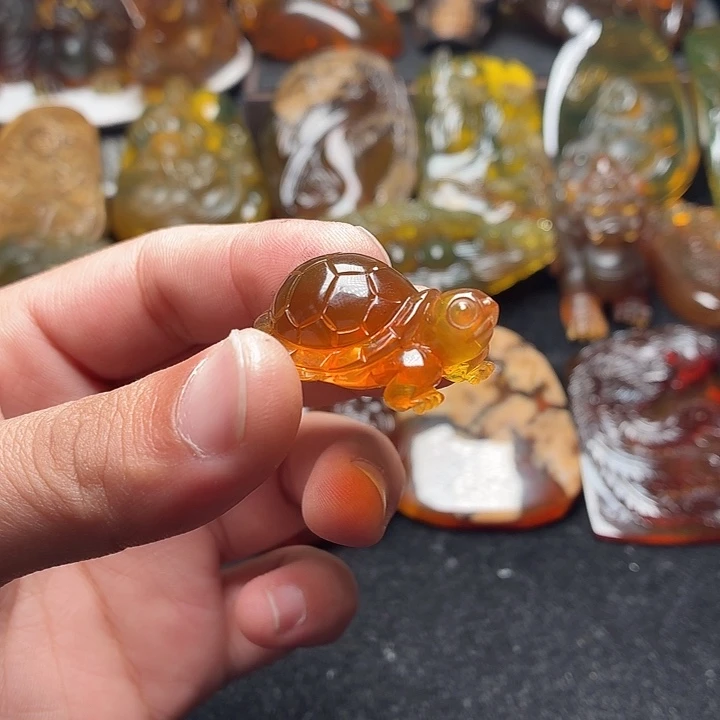 琥珀未镶嵌颈饰152