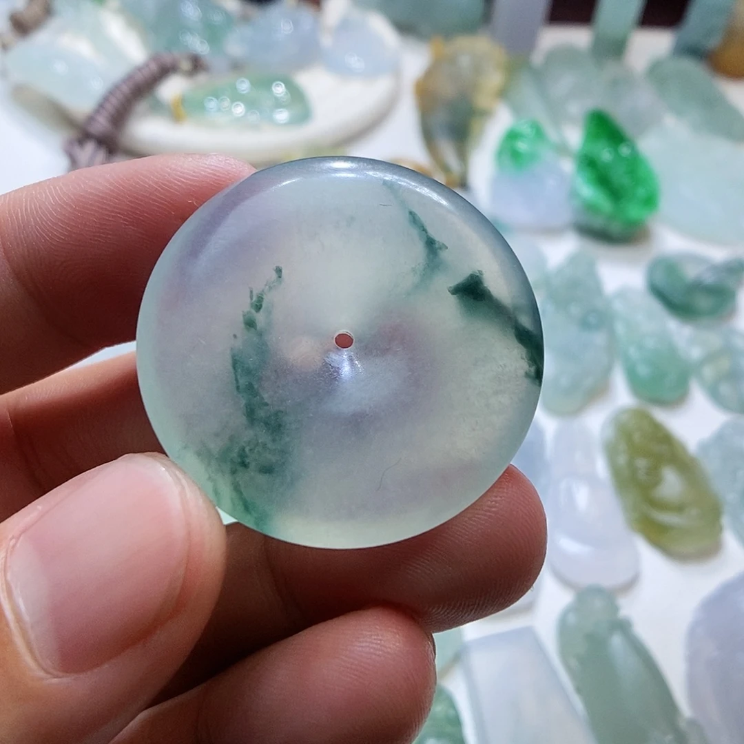 良***师定制翡翠未镶嵌平安扣