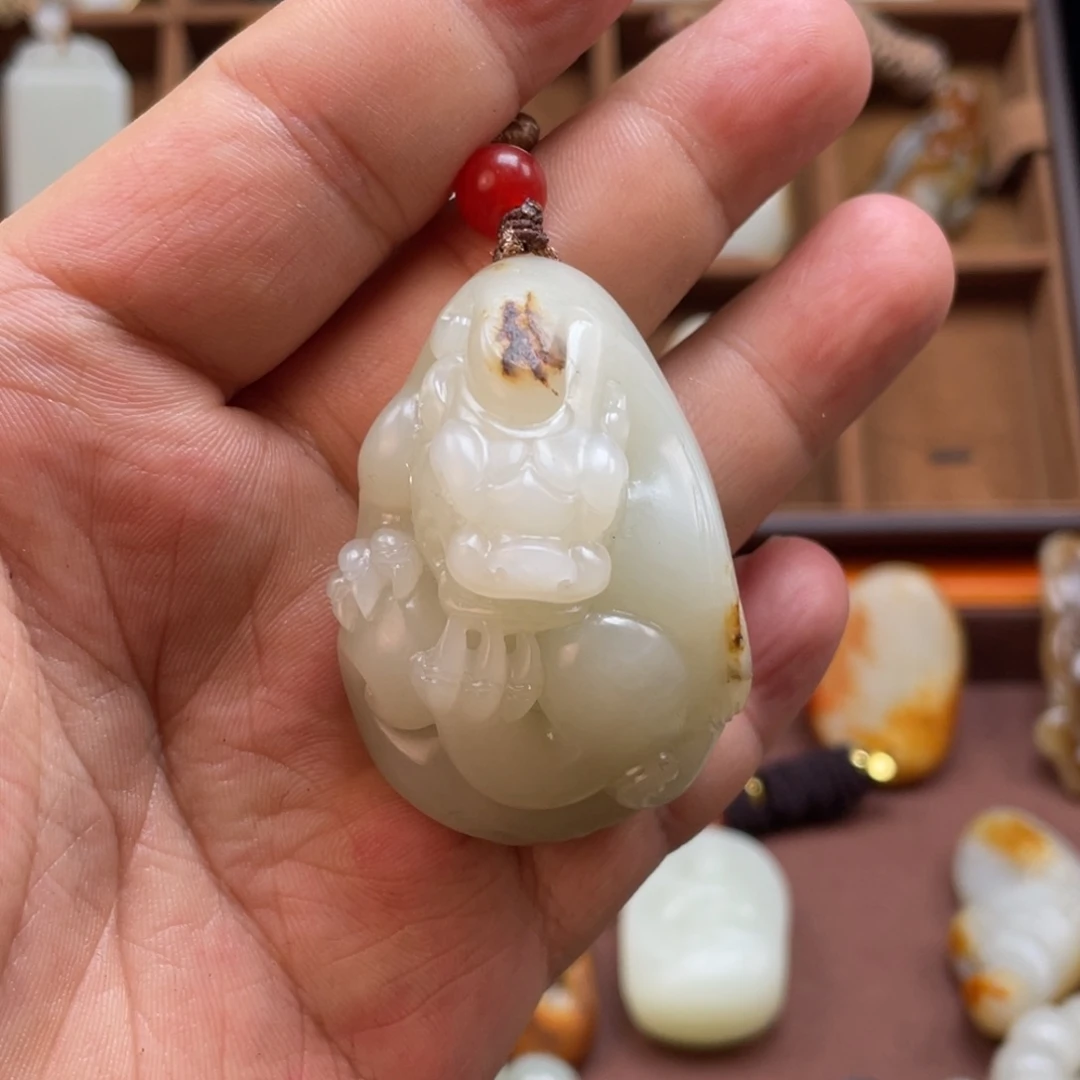 和田玉未镶嵌挂件