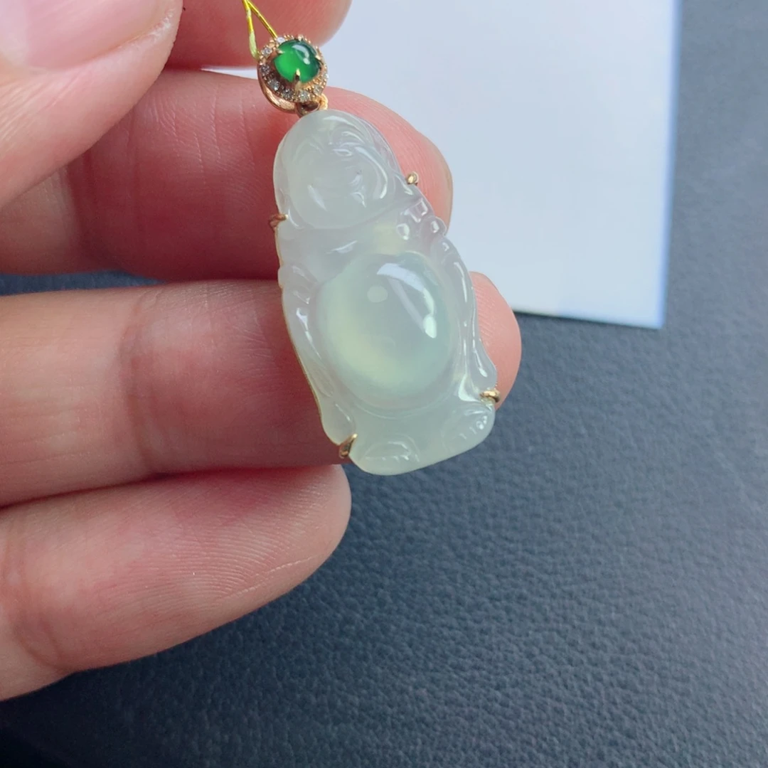 颈饰未镶嵌翡翠站佛