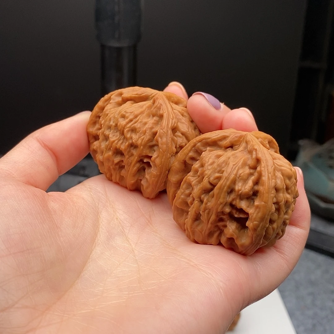 吊坠文玩核桃在*途白狮子111111111