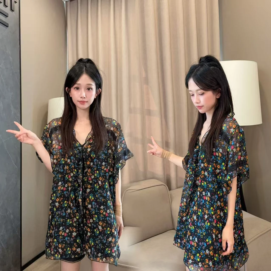 二姐的宝藏夏款法式复古浪漫碎花高级感V领荷叶边拼接衬衣#25254