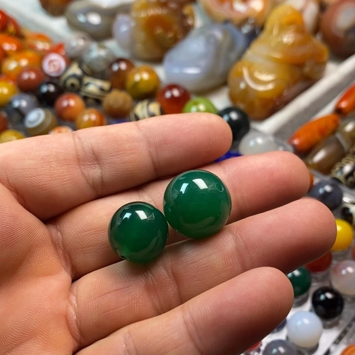 玛瑙/玉髓未镶嵌珠宝半成品18绿➕15加