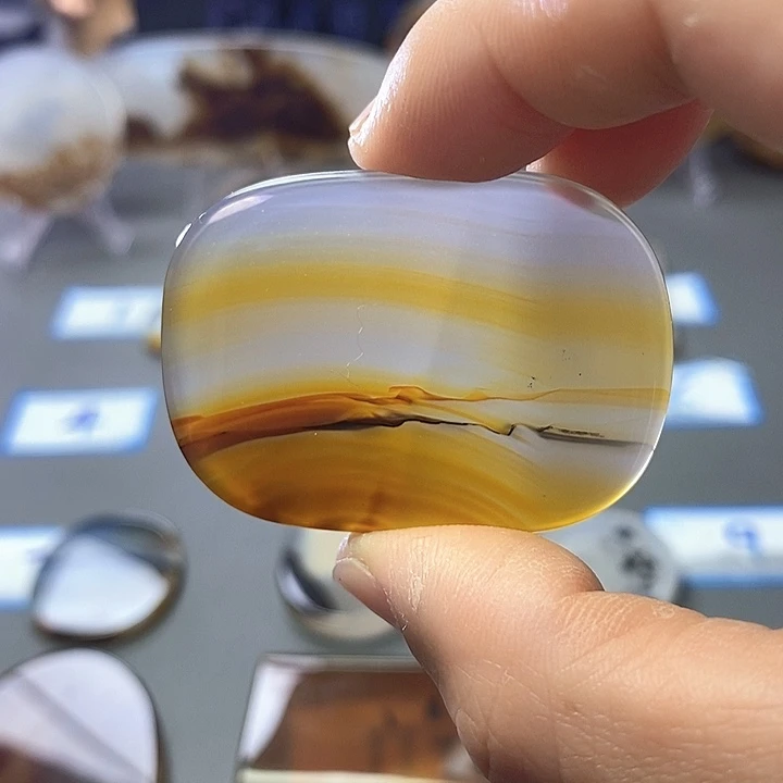 玛瑙/玉髓未镶嵌珠宝半成品