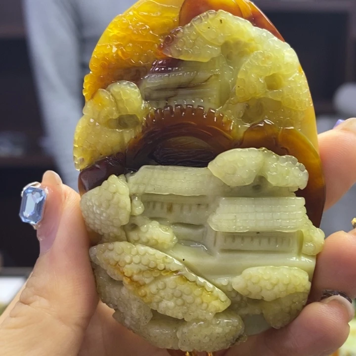 蛇纹石玉未镶嵌颈饰