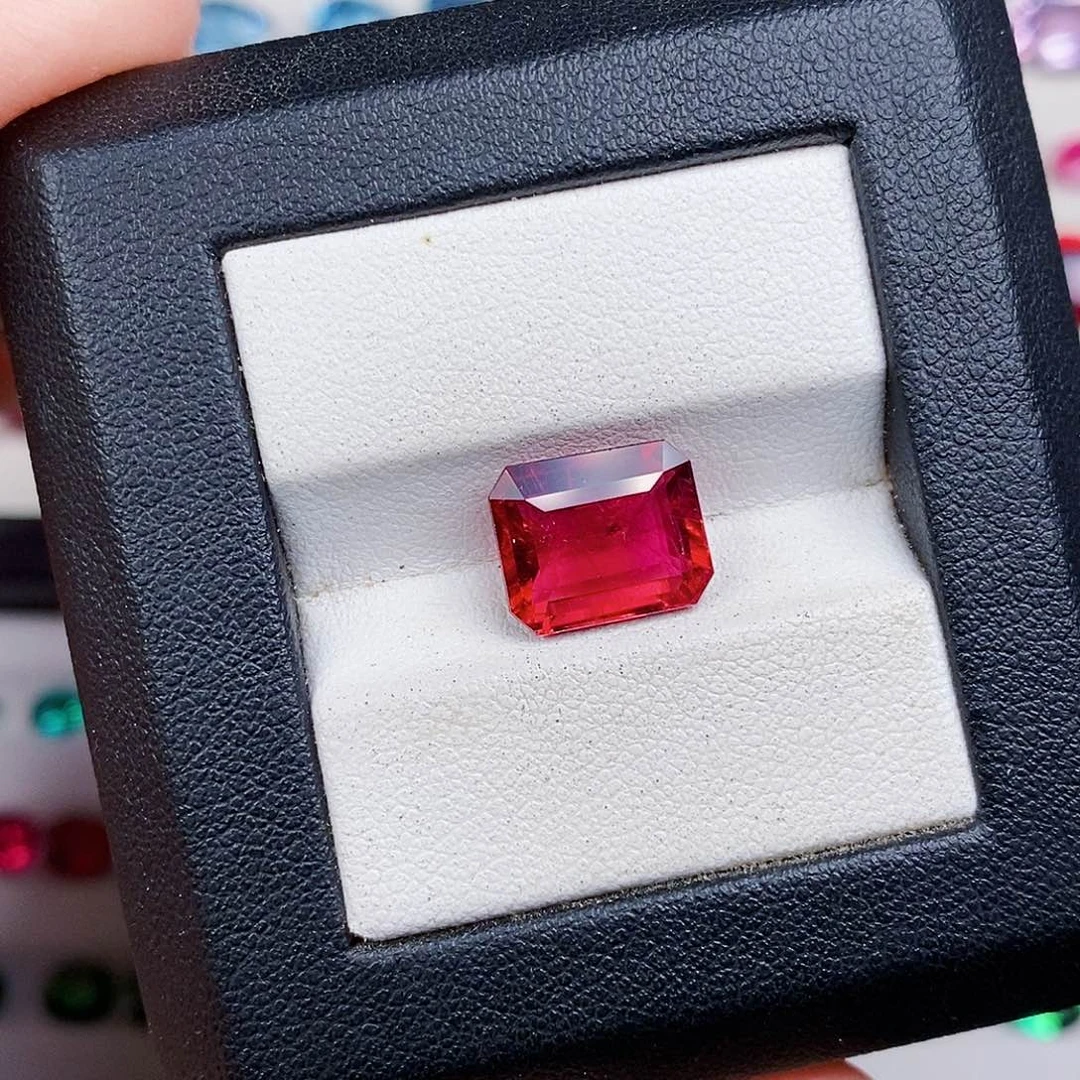 碧玺裸石未镶嵌4.99ct