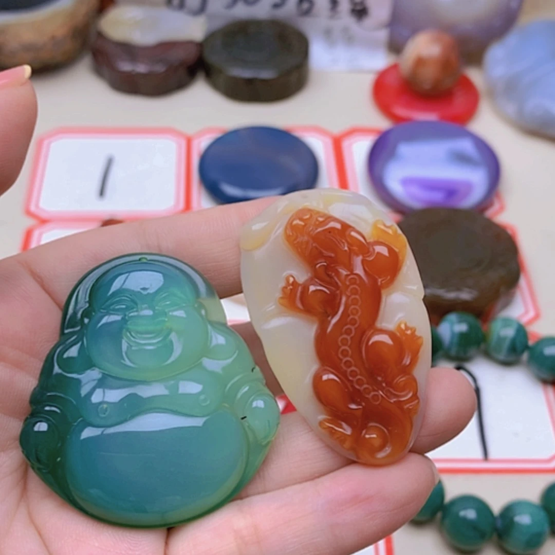 【闪购商品】玛瑙/玉髓未镶嵌珠宝半成品古****！