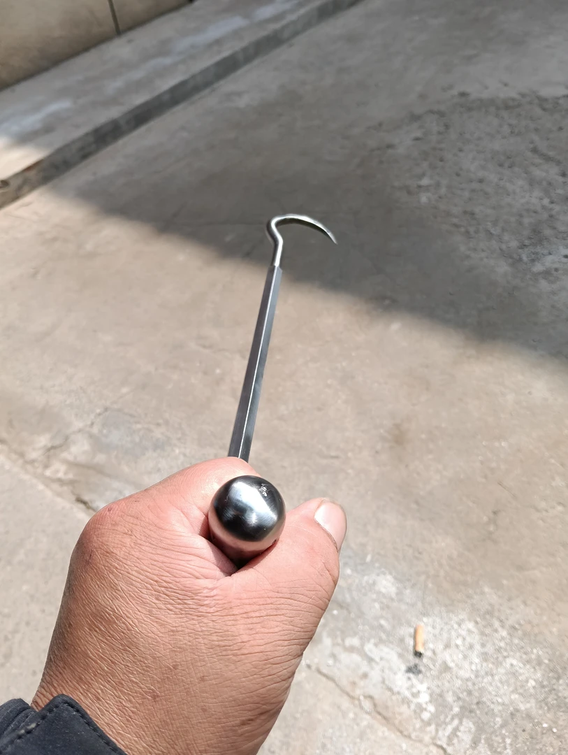 汾南定制钩，钩杆10毫米六角钢，钩尖8毫米粗，手工锻打精磨