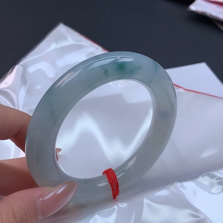 翡翠未镶嵌手镯55