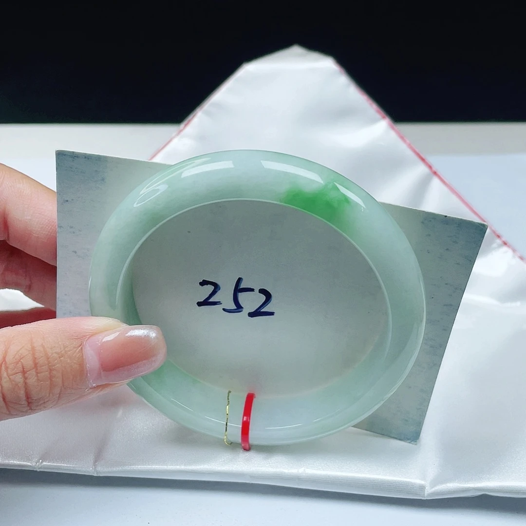 翡翠未镶嵌手镯 正圈56+