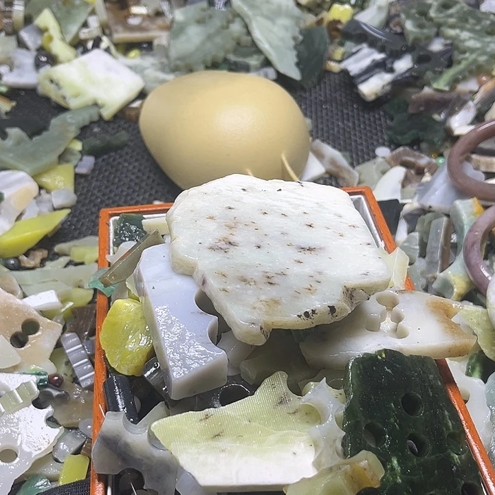 和田玉未镶嵌珠宝奇石沫*