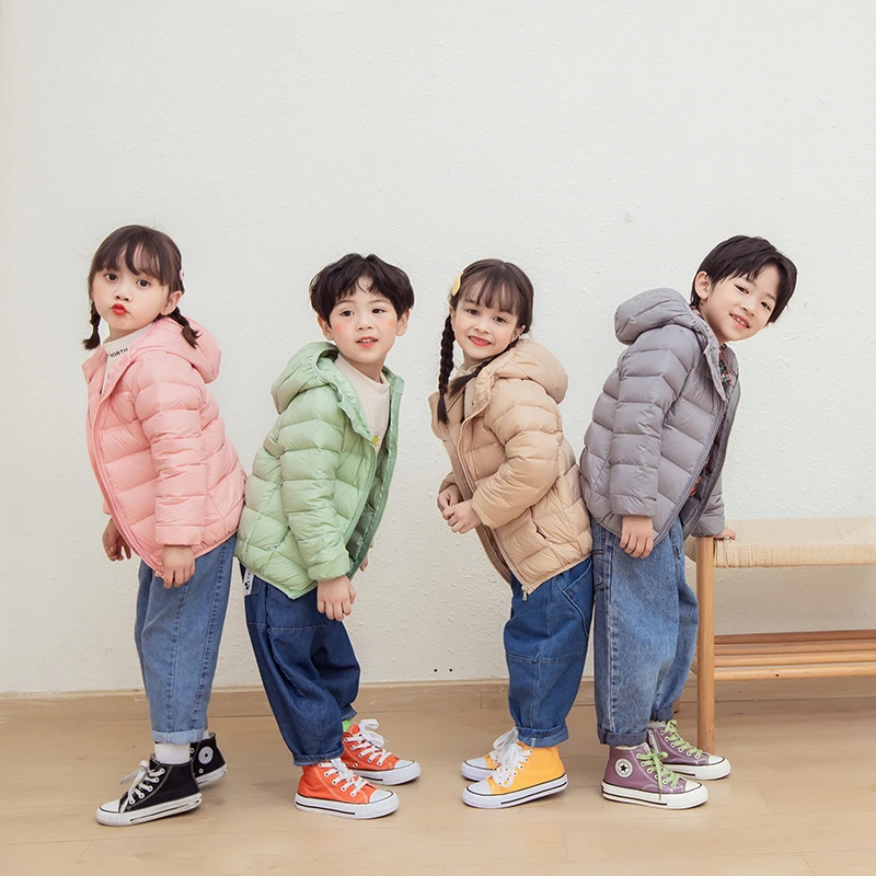 反季儿童轻薄款绒羽服新款校服神奇纯色时尚中小大童冬季防寒服