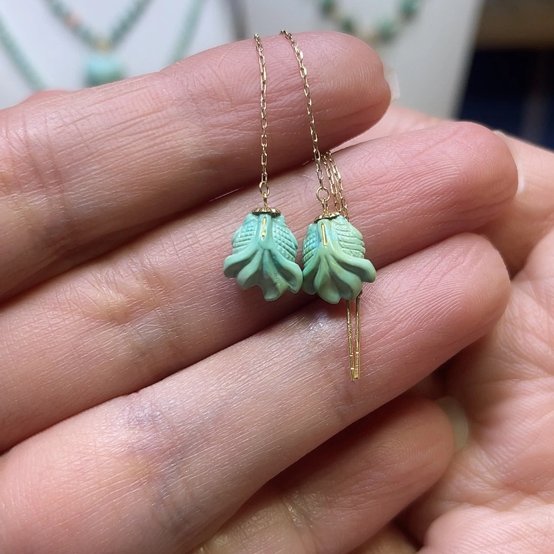 绿松石18K金镶嵌耳线