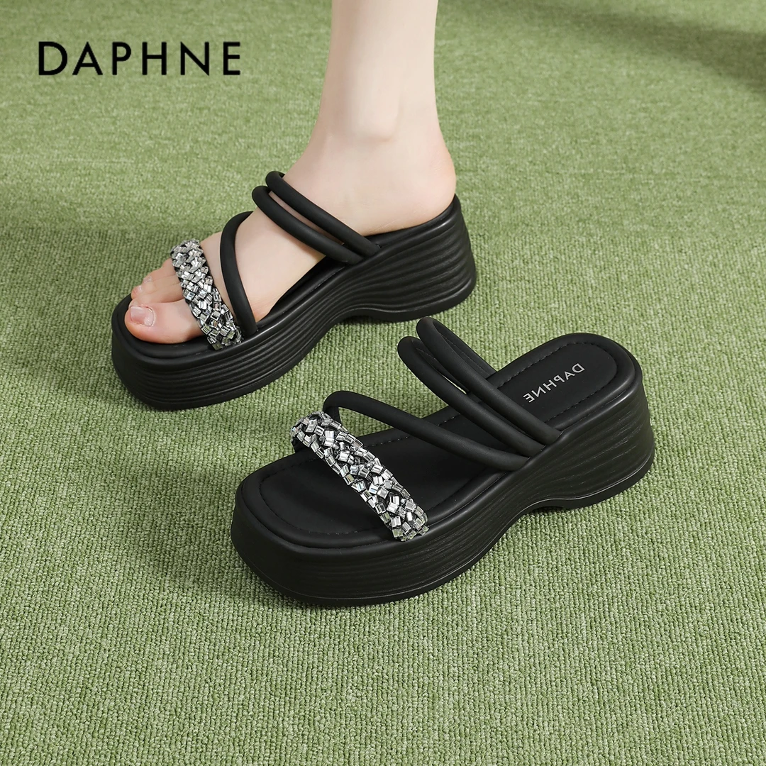 达芙妮厚底拖鞋女外穿夏季2025新款法式潮流增高海边沙滩休闲凉鞋